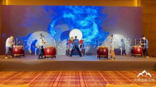 击鼓表演视频,击鼓表演的激情瞬间