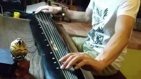 古琴独奏视频,琴音流转间，探寻千年古琴之美